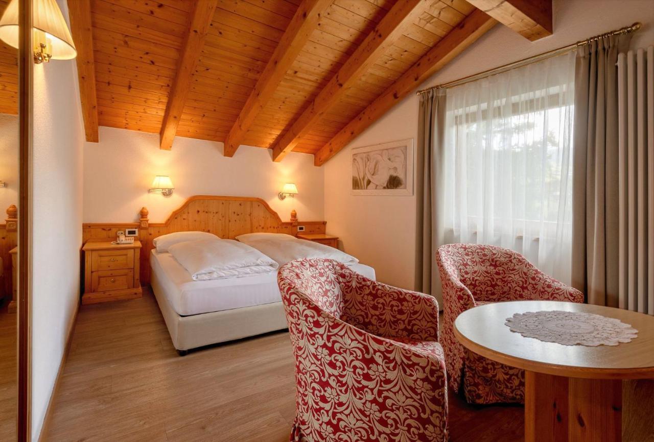 Hotel Villa Eden Corvara In Badia Εξωτερικό φωτογραφία