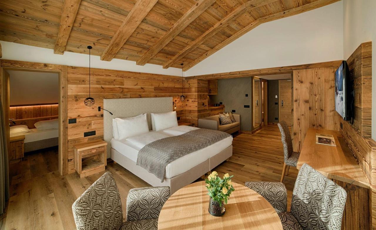 Hotel Villa Eden Corvara In Badia Εξωτερικό φωτογραφία