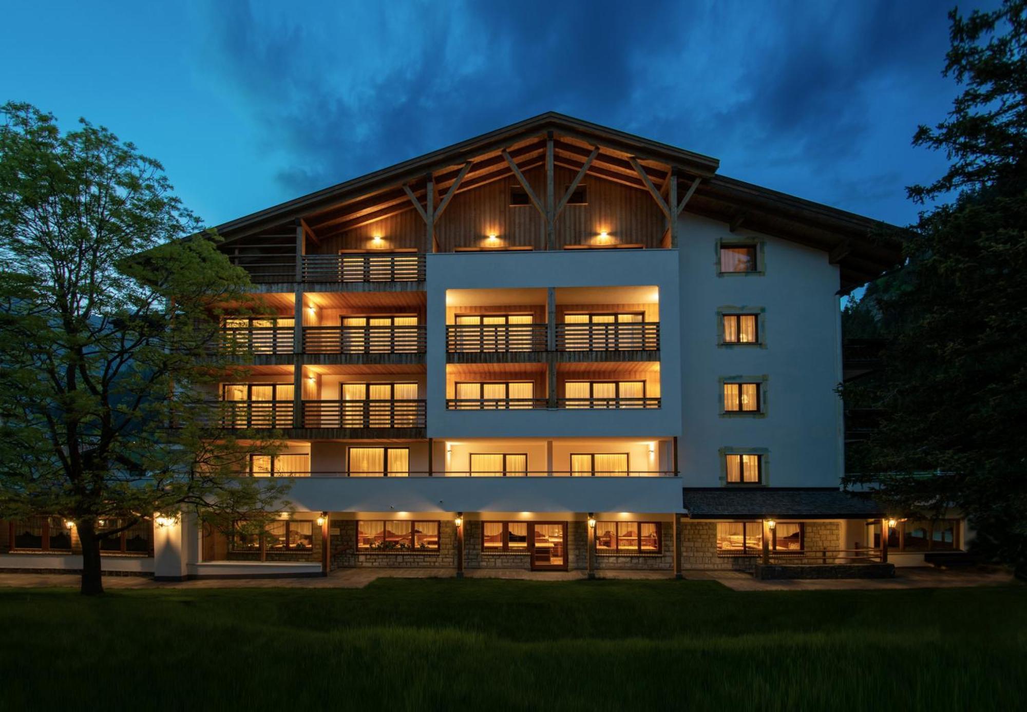 Hotel Villa Eden Corvara In Badia Εξωτερικό φωτογραφία